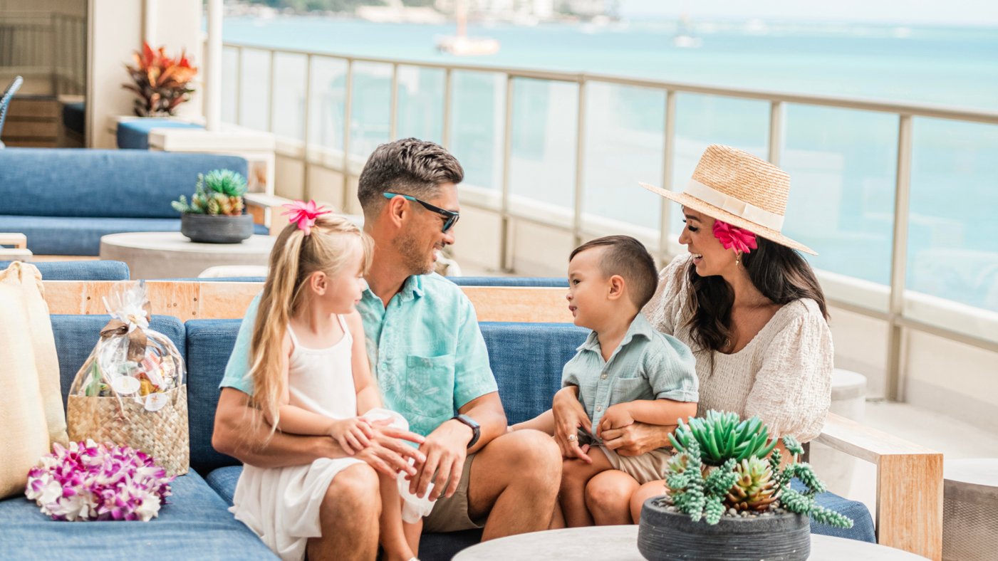 Просмотров