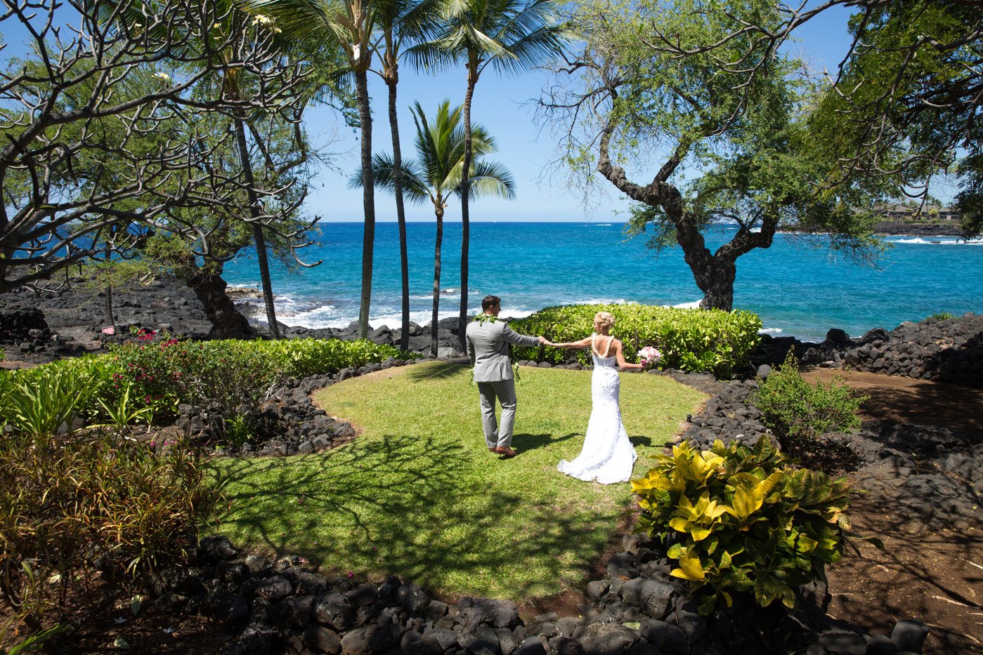 OUTRIGGER Kona Resort & Spa Wedding