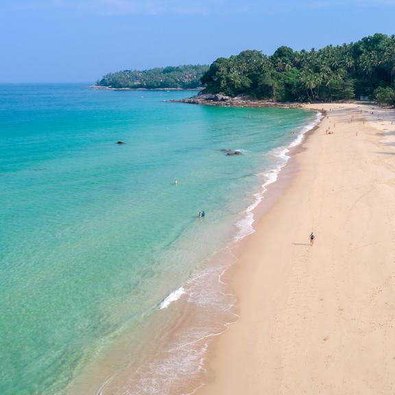 Курорт Outrigger Surin Beach